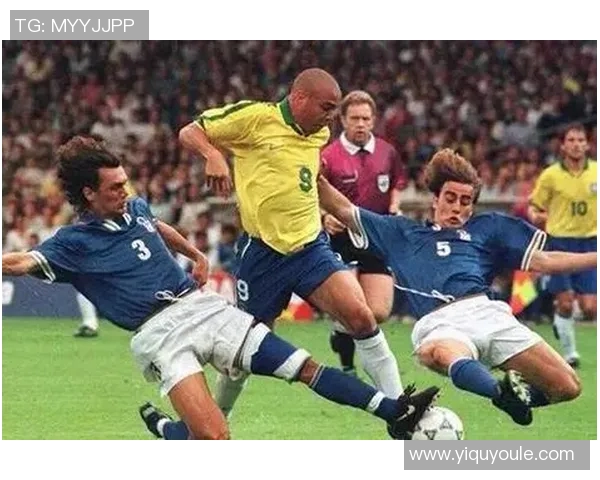 探索杭州足球明星队伍的魅力与成就，揭开他们的传奇故事与辉煌战绩