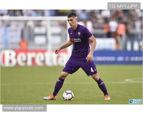 足球明星心目中的理想伴侣形象揭秘与真实爱情观探讨